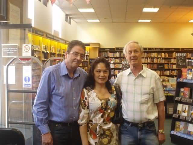 Waterstones signing, May 2008