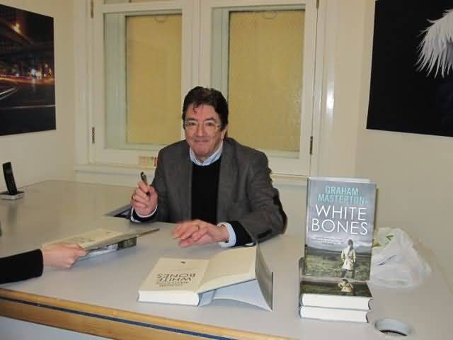 White Bones signing, Goldsboro Books 01/03/13, London